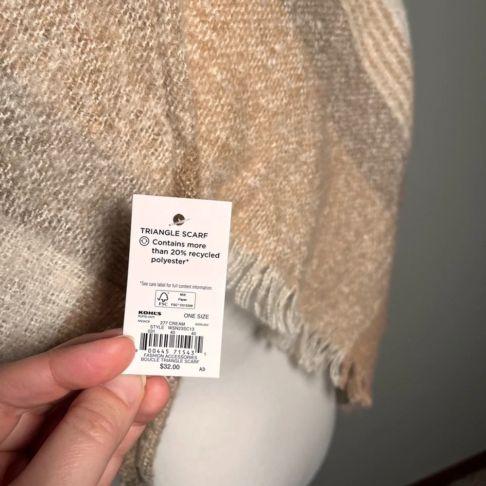 Kohl's Cozy Tan and Cream‎ Scarf
